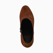 Charles St Bootie, Women