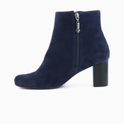 Charles St Bootie, Women
