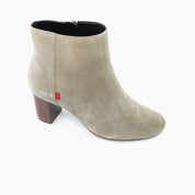 Charles St Bootie, Women
