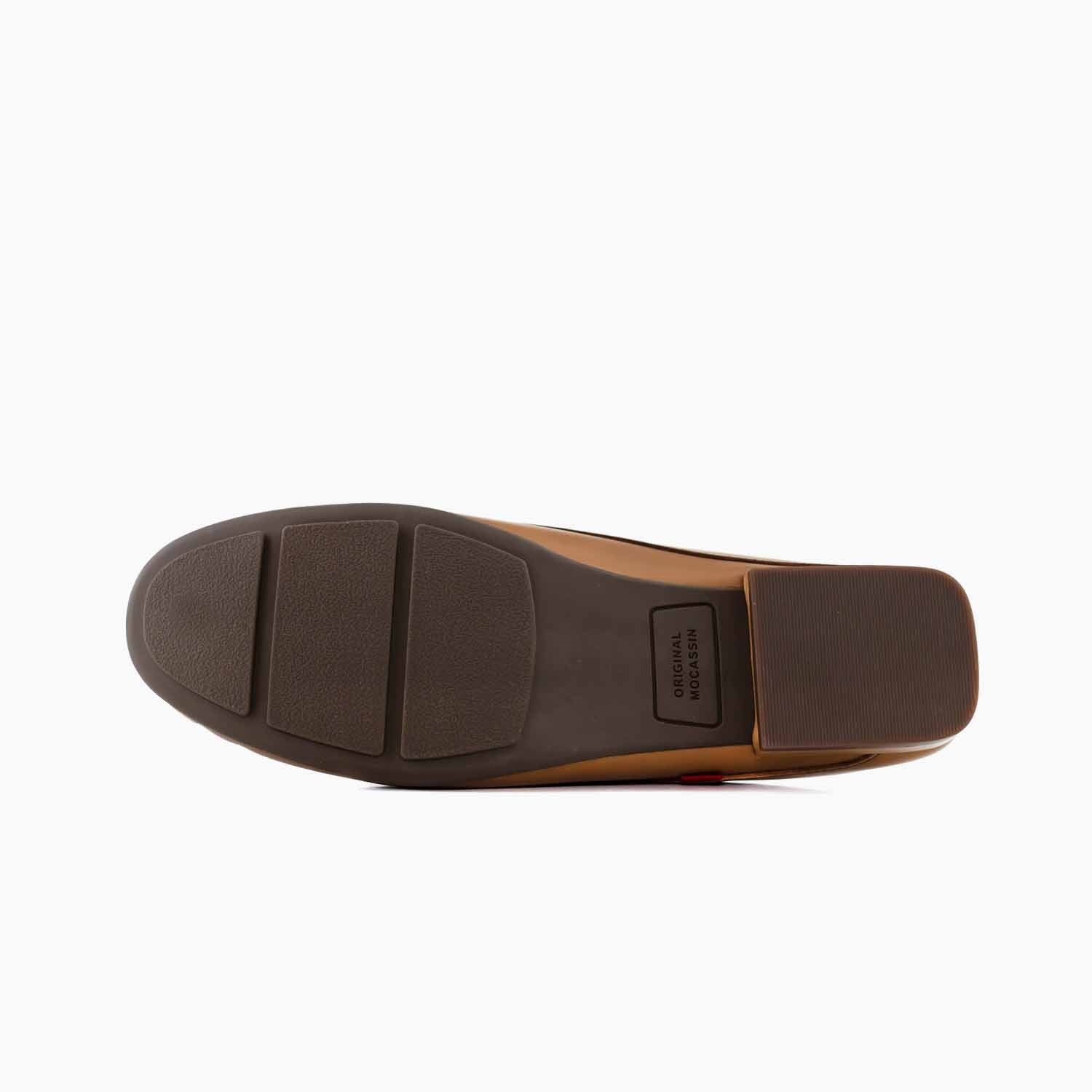 Grand St Mule, Women